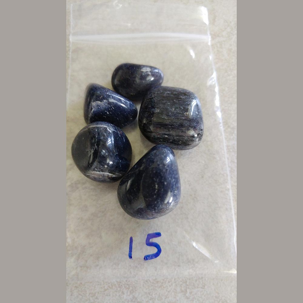 Blue Aventurine is a powerful mental healer that increases vitality and a positive outlook