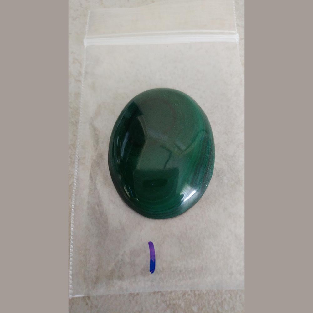 Malachite balances mood swings and heals cramps