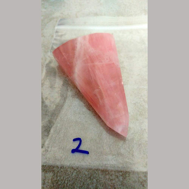 Rose Quartz strengthens the physical heart and circulatory system and releases impurities from body fluids