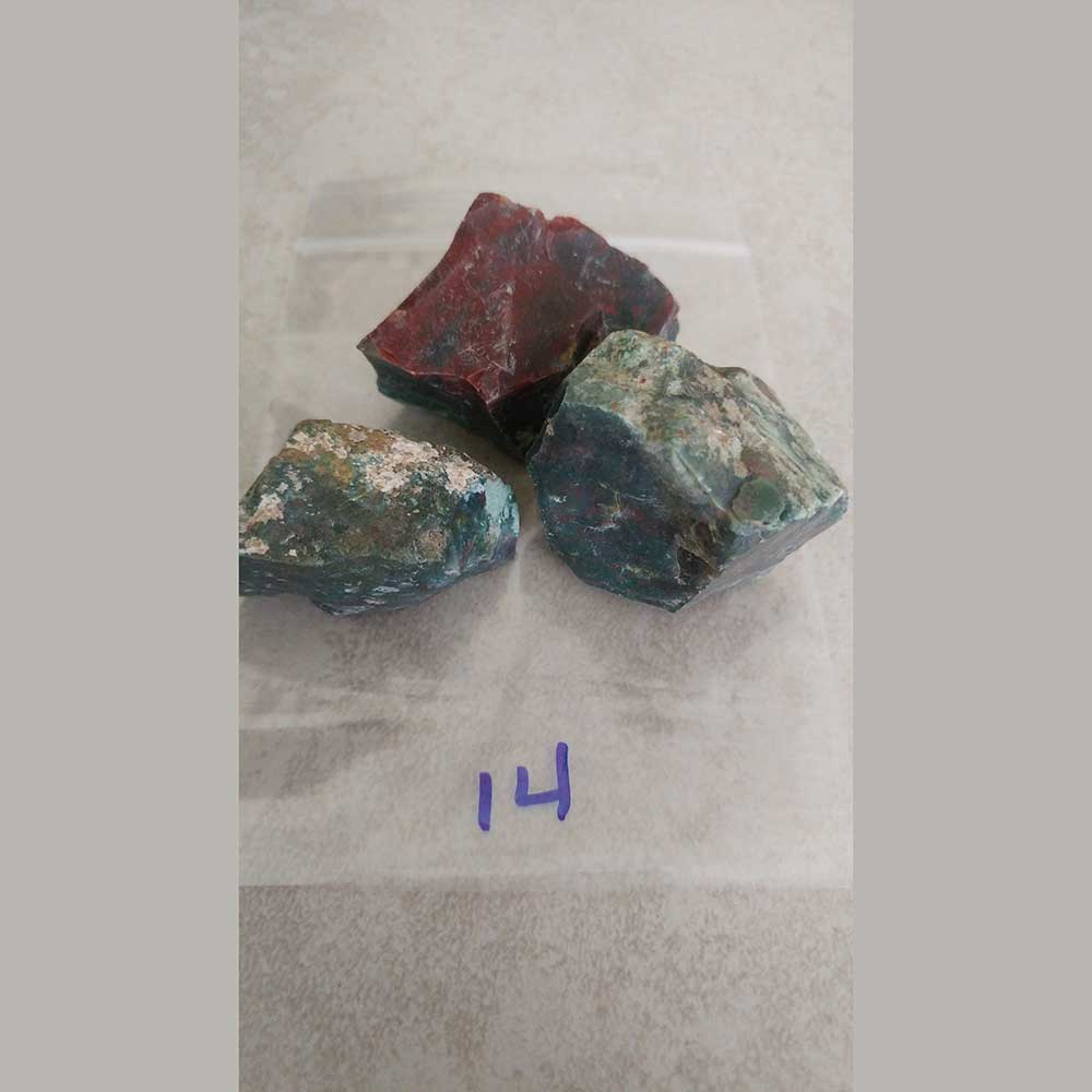 Bloodstone benefits blood rich organs, regulates and supports blood flow and aids circulation